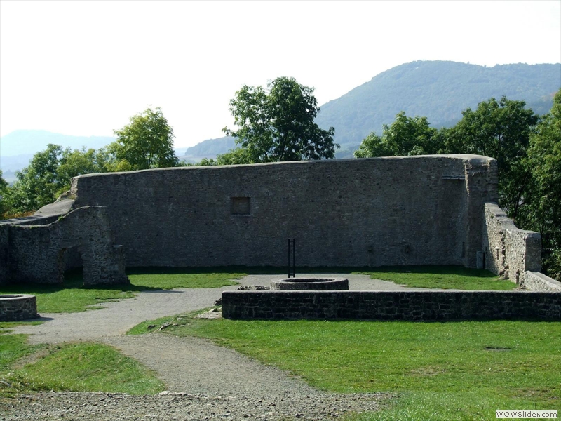 u-westliche-Schildmauer-(2)