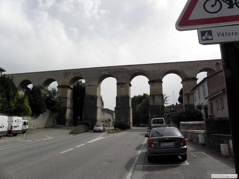 Jouy-010