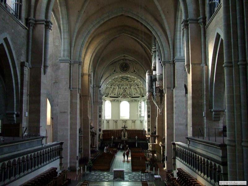 Dom und Liebfrauen19