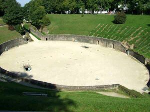 Amphitheater-Trier.jpg